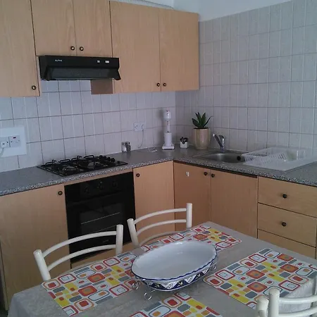 Apartament Pari *