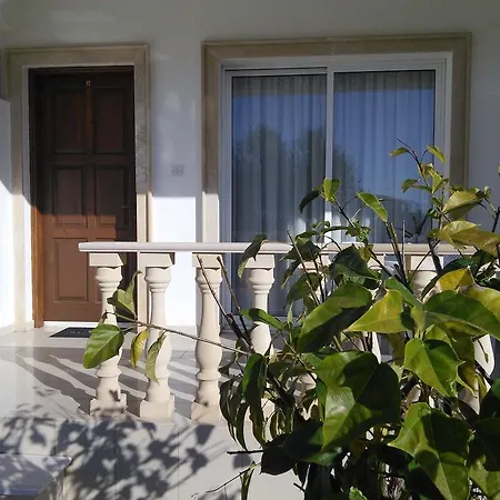 Pari Apartament