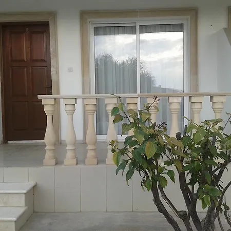 Apartment Pari Holiday Klorakas